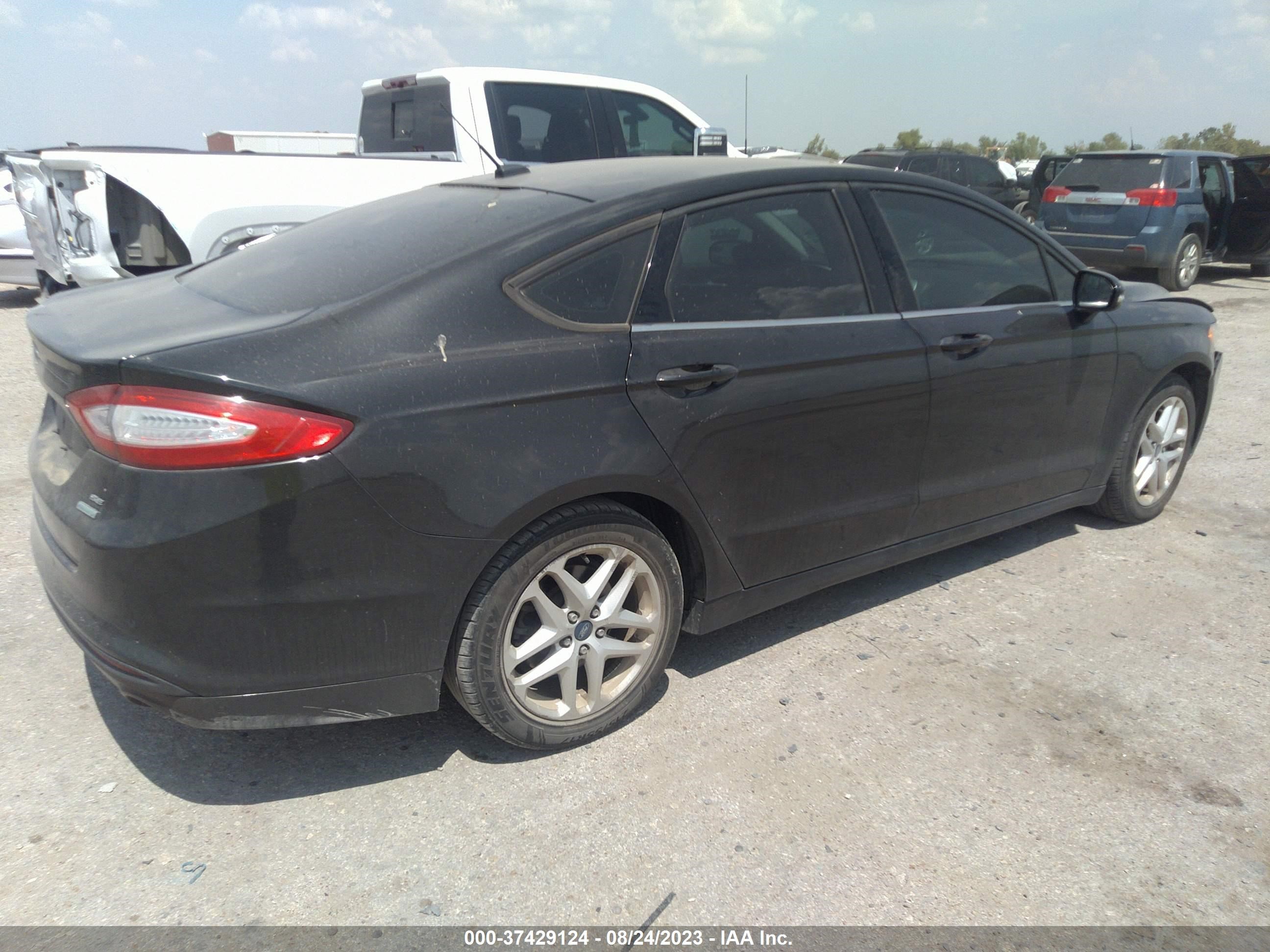 Photo 3 VIN: 3FA6P0HR0DR203135 - FORD FUSION 