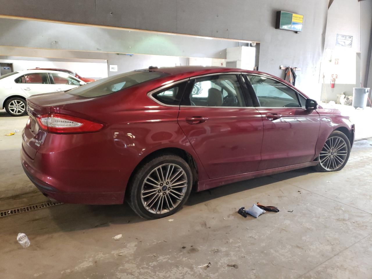 Photo 2 VIN: 3FA6P0HR0DR337224 - FORD FUSION 