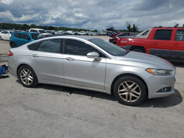 Photo 3 VIN: 3FA6P0HR1DR230120 - FORD FUSION SE 