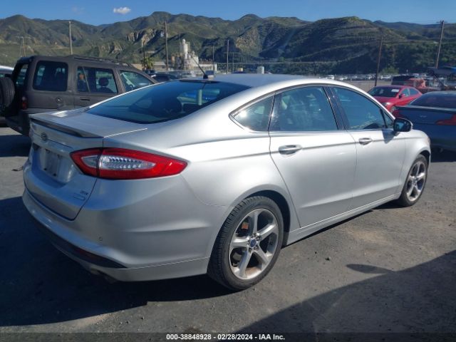 Photo 3 VIN: 3FA6P0HR2DR323972 - FORD FUSION 