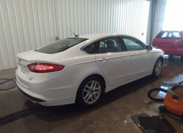 Photo 3 VIN: 3FA6P0HR2DR384626 - FORD FUSION 