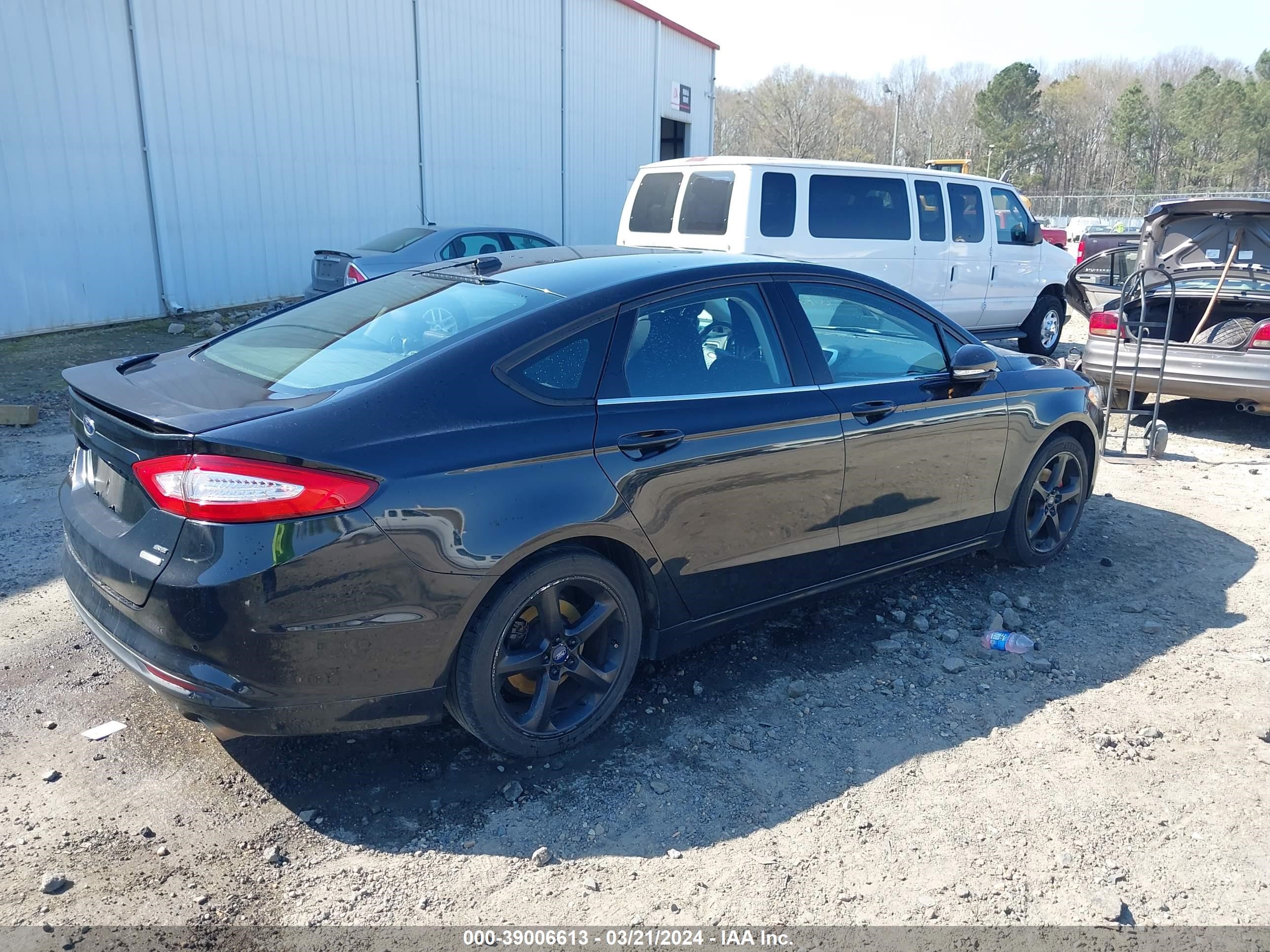 Photo 3 VIN: 3FA6P0HR3DR375451 - FORD FUSION 