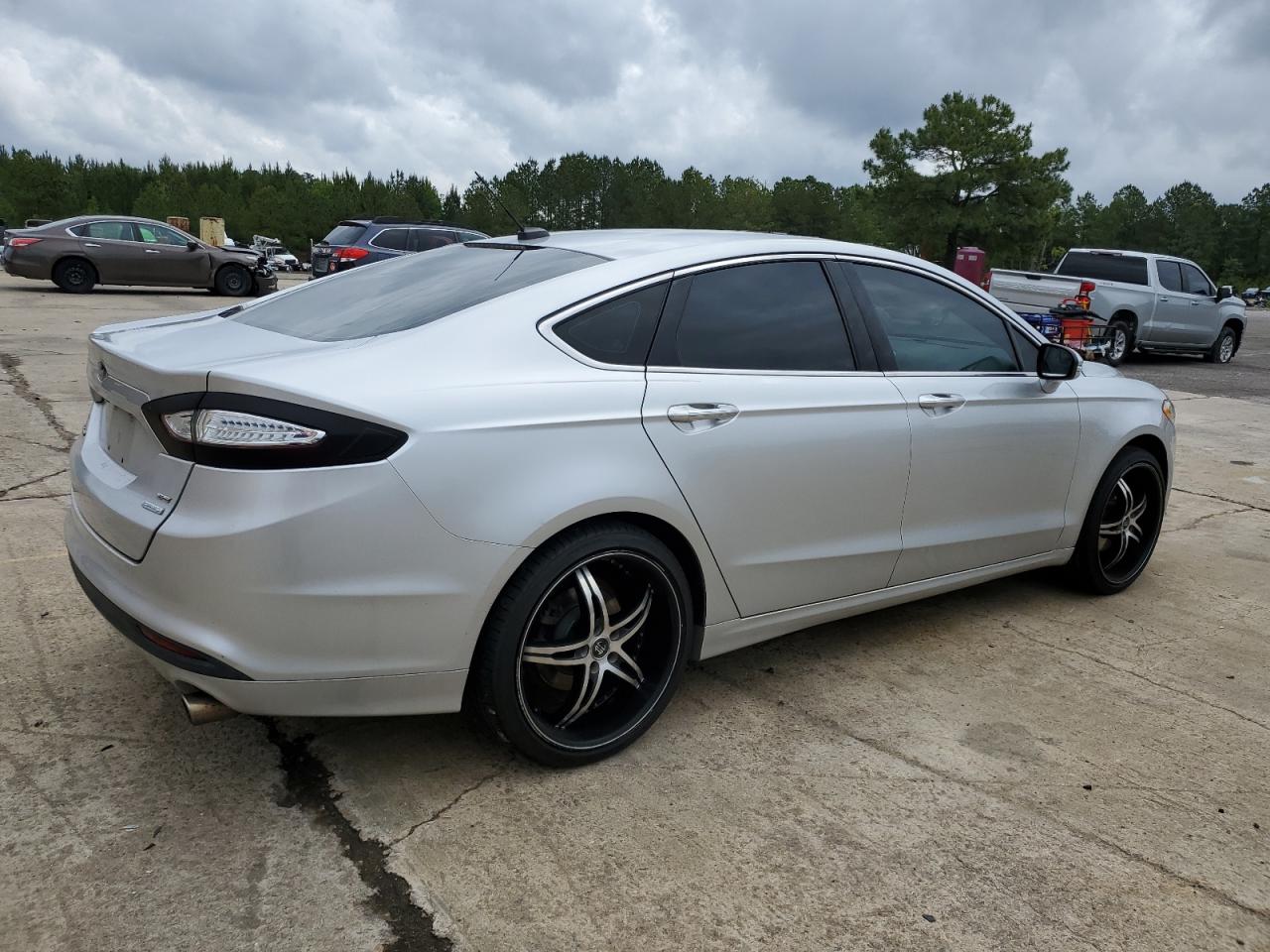 Photo 2 VIN: 3FA6P0HR5DR114130 - FORD FUSION 