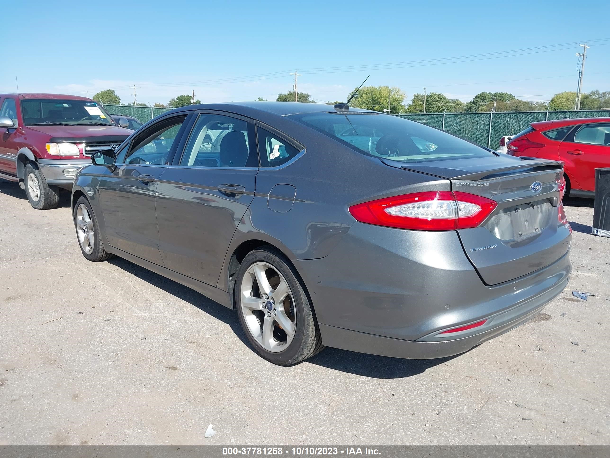 Photo 2 VIN: 3FA6P0HR5DR208718 - FORD FUSION 