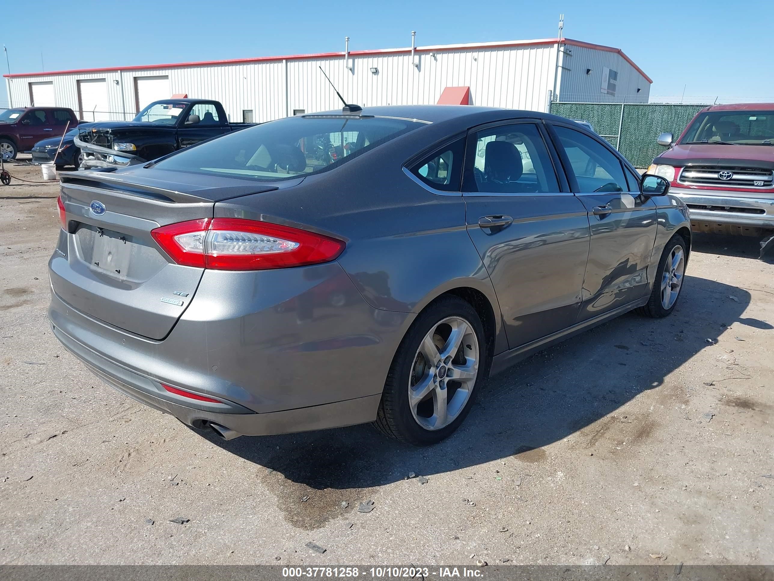 Photo 3 VIN: 3FA6P0HR5DR208718 - FORD FUSION 