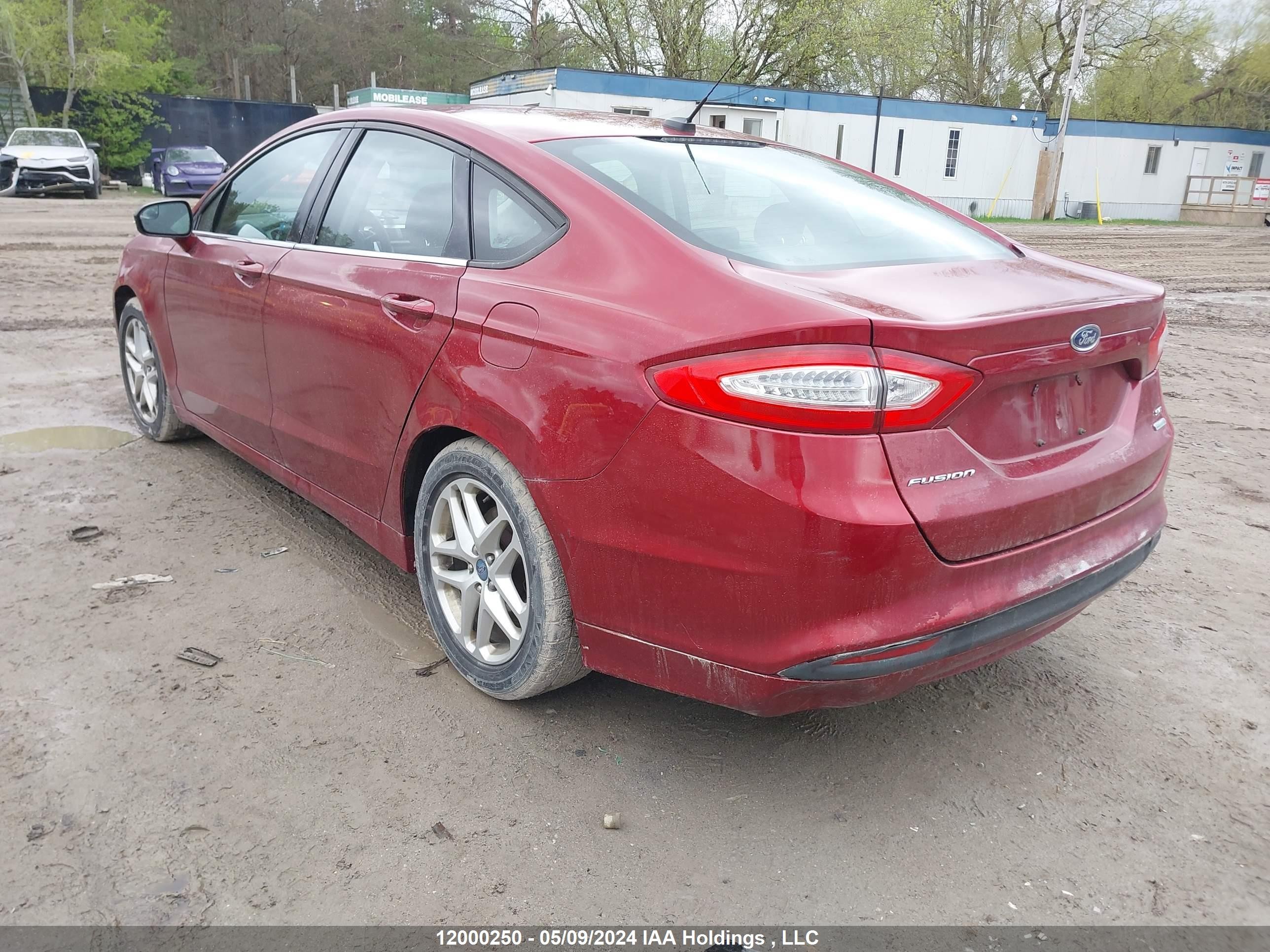 Photo 2 VIN: 3FA6P0HR5DR352981 - FORD FUSION 