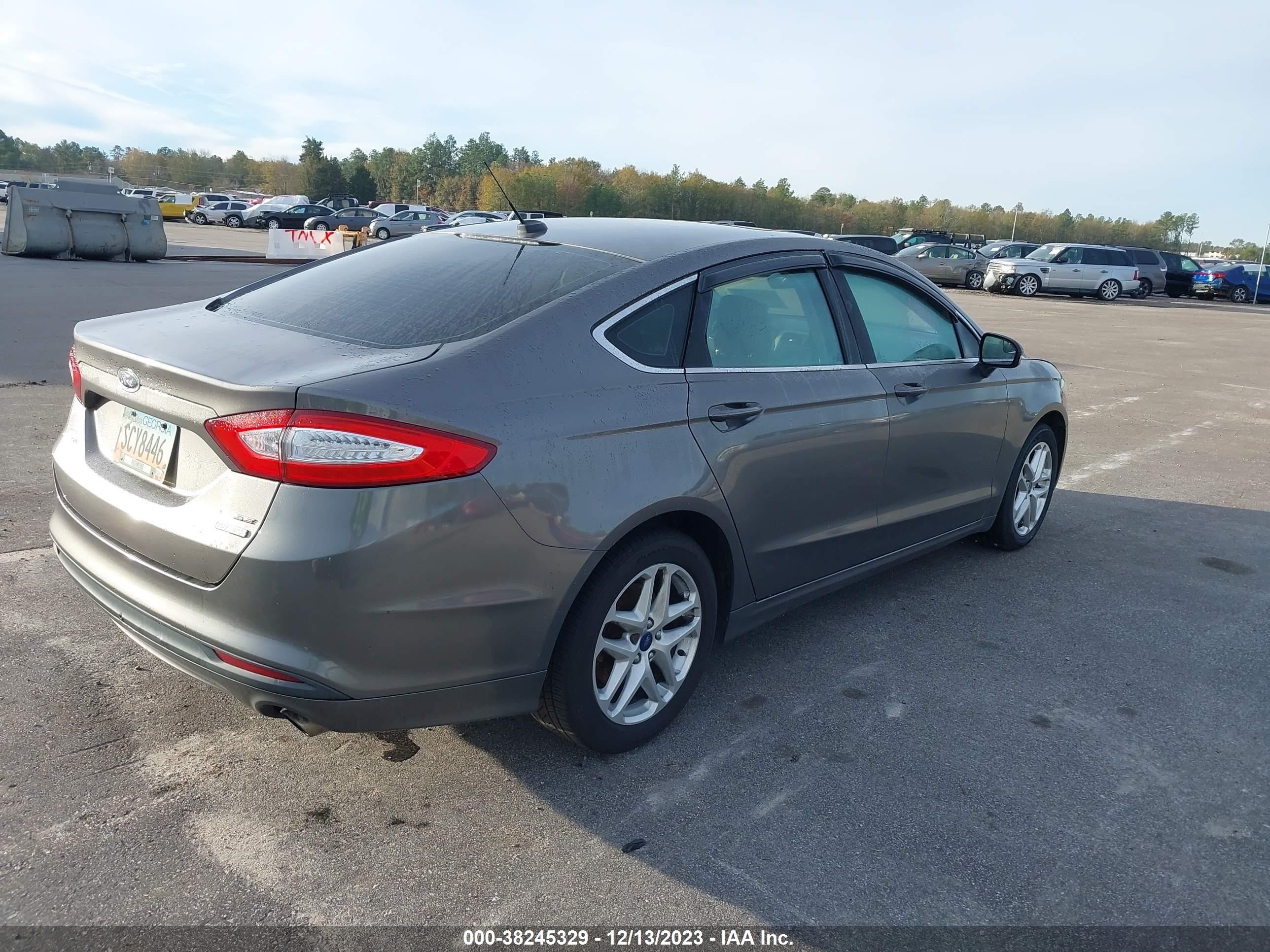 Photo 3 VIN: 3FA6P0HR6DR131342 - FORD FUSION 