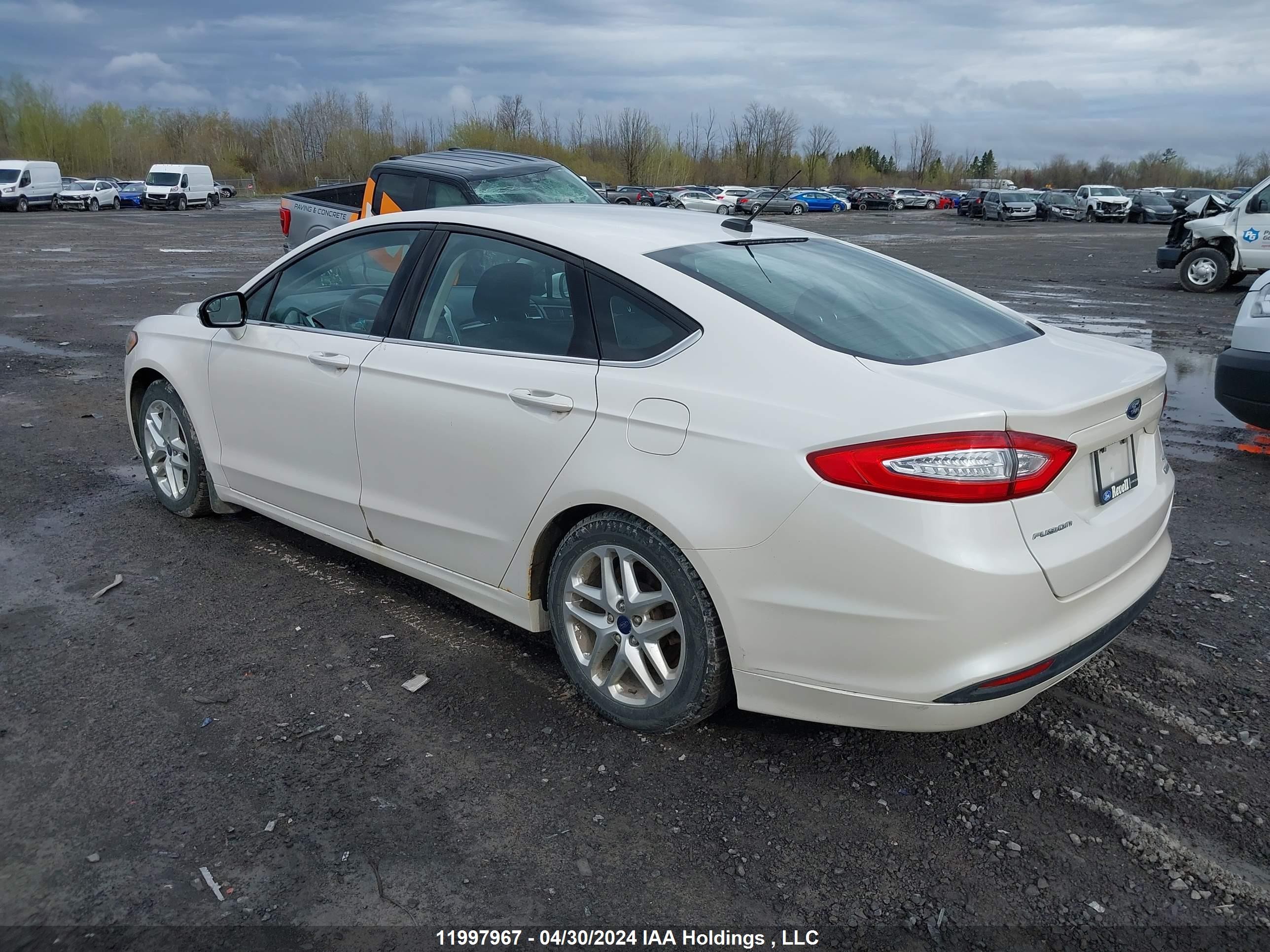 Photo 2 VIN: 3FA6P0HR6DR223695 - FORD FUSION 