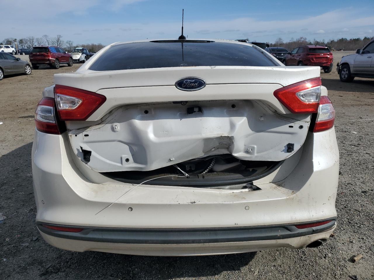 Photo 5 VIN: 3FA6P0HR8DR271215 - FORD FUSION 