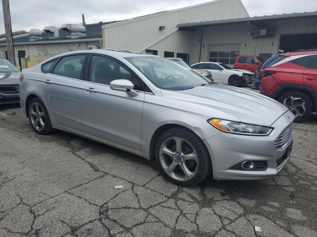 Photo 3 VIN: 3FA6P0HR9DR112204 - FORD FUSION 