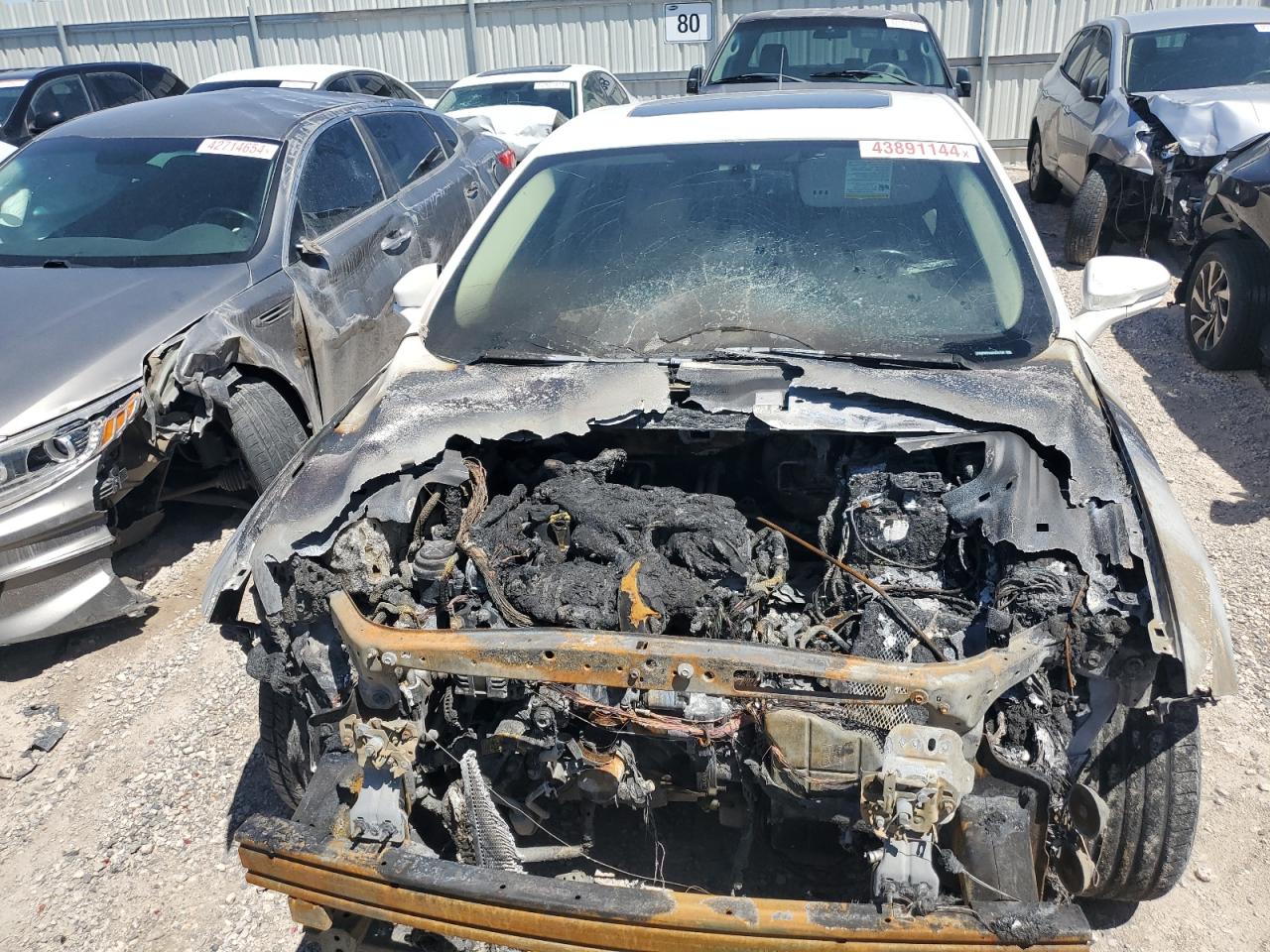 Photo 4 VIN: 3FA6P0HR9DR273720 - FORD FUSION 