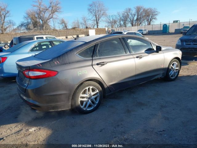 Photo 3 VIN: 3FA6P0HRXDR321371 - FORD FUSION 