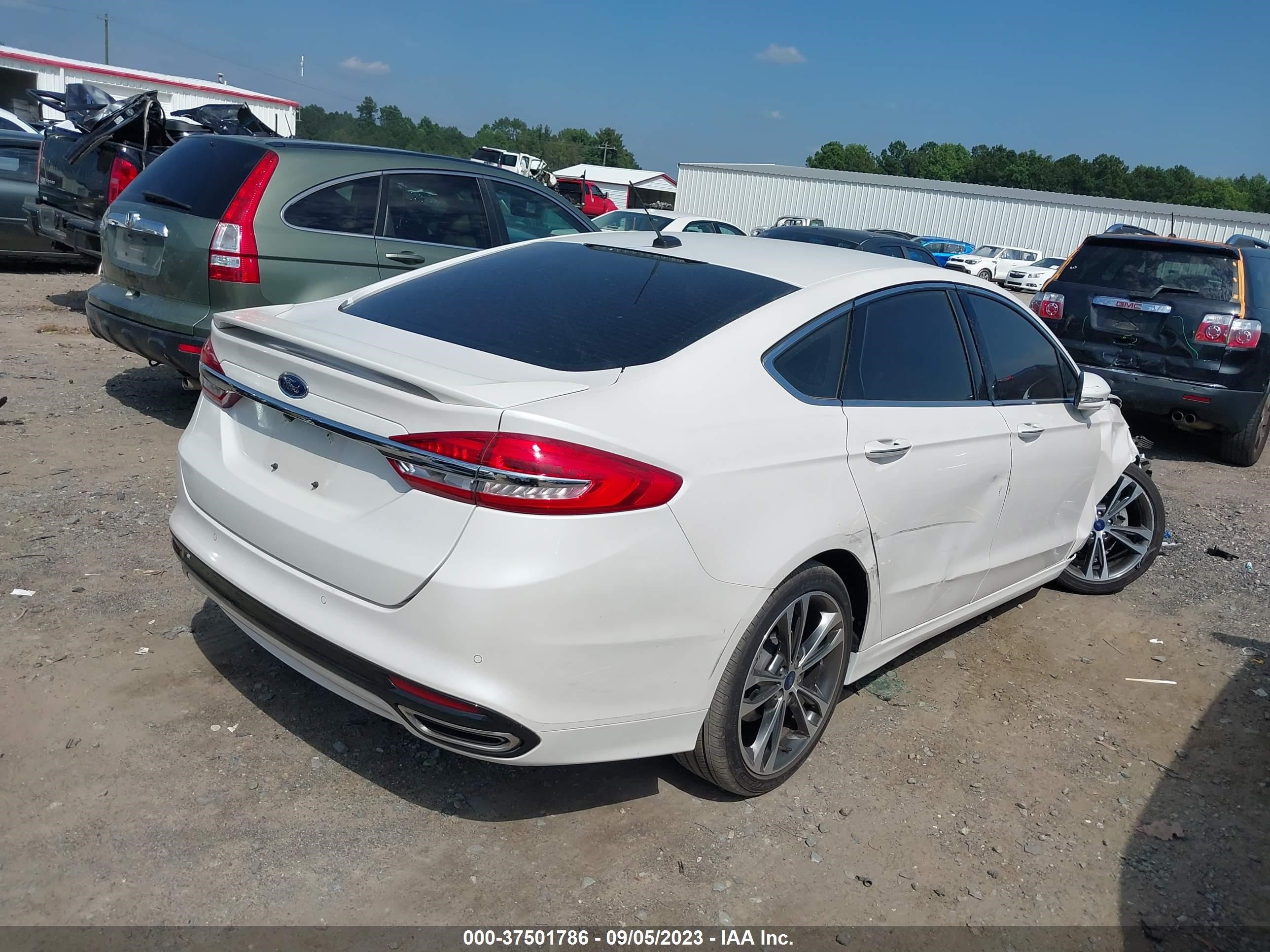 Photo 3 VIN: 3FA6P0K90HR208530 - FORD FUSION 