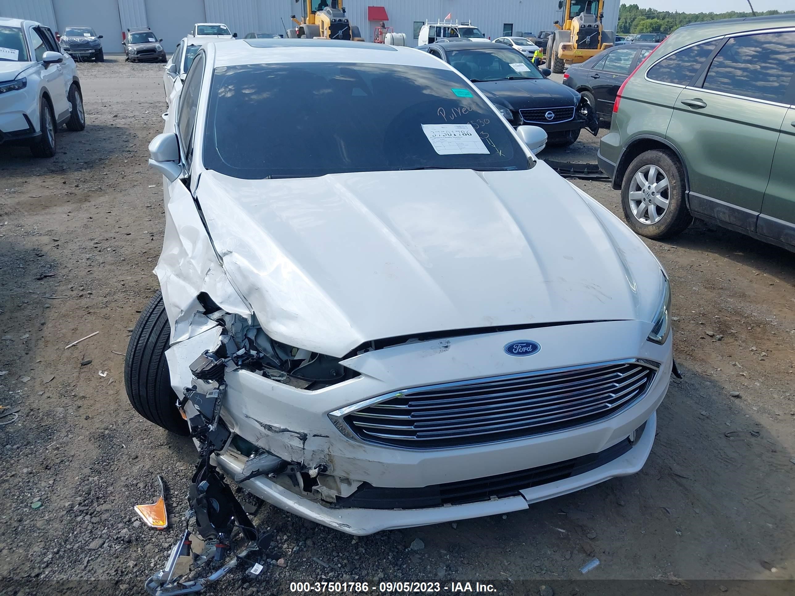 Photo 5 VIN: 3FA6P0K90HR208530 - FORD FUSION 