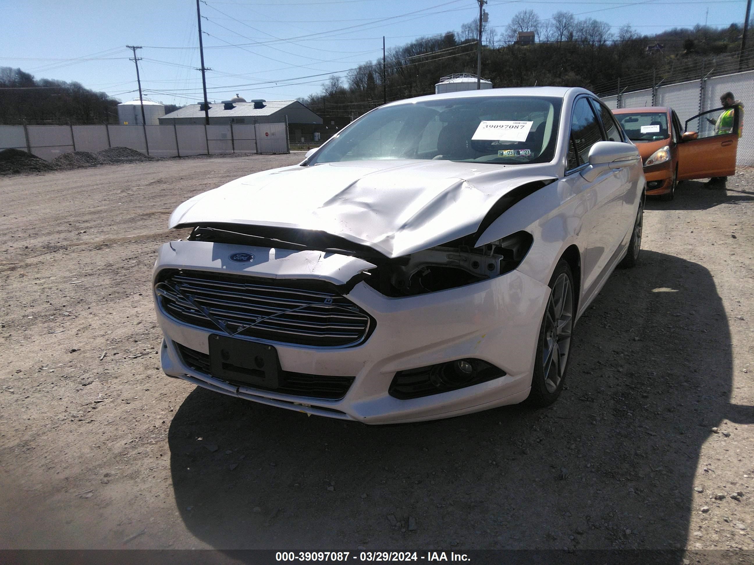 Photo 5 VIN: 3FA6P0K91ER127287 - FORD FUSION 