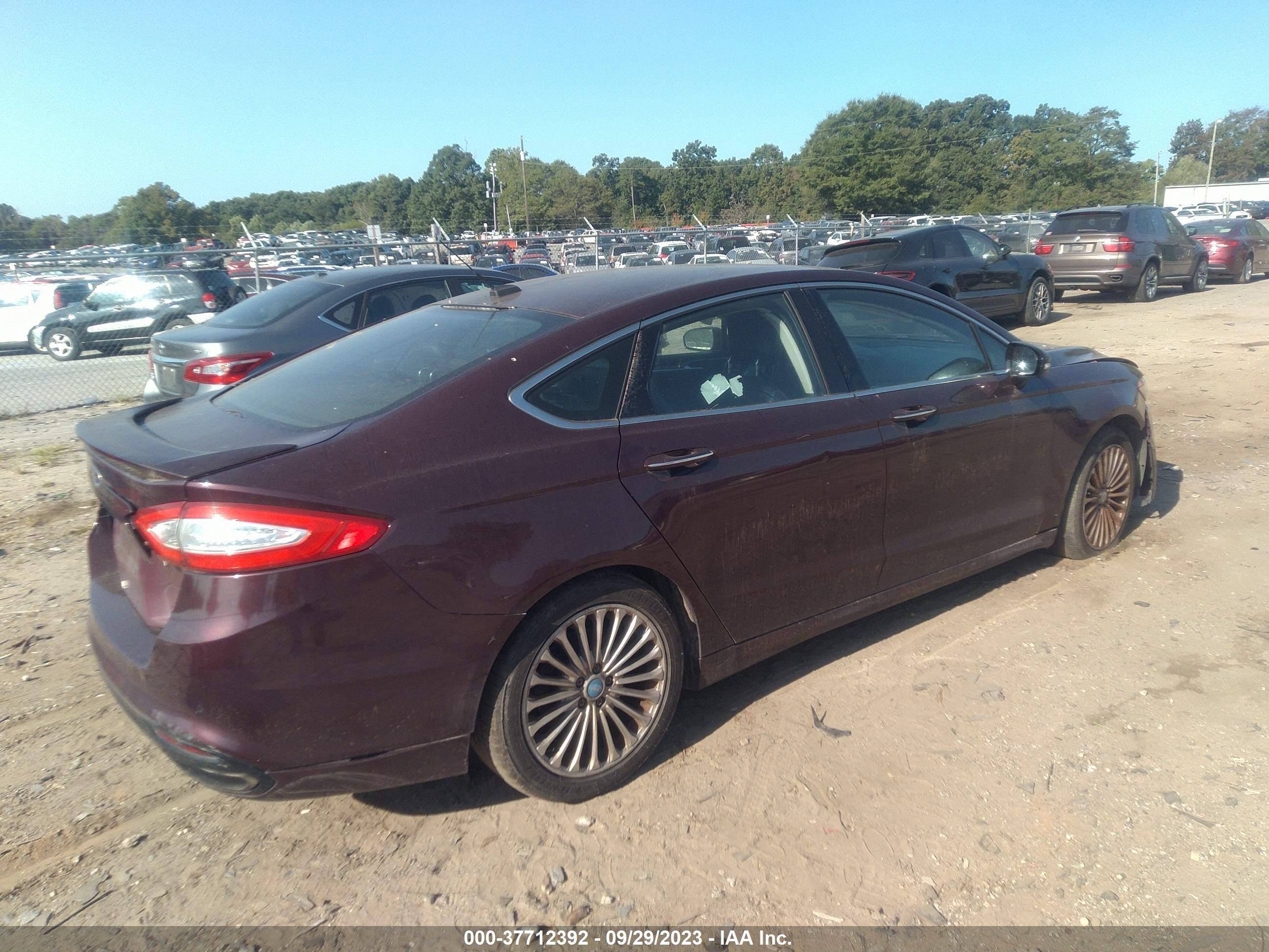 Photo 3 VIN: 3FA6P0K92DR110707 - FORD FUSION 