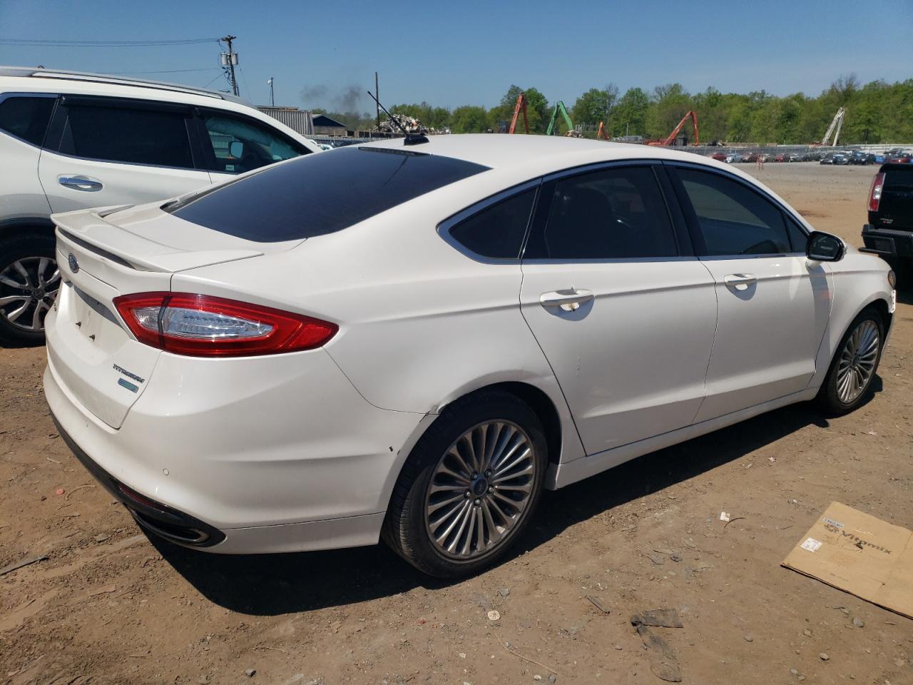 Photo 2 VIN: 3FA6P0K93FR247318 - FORD FUSION 