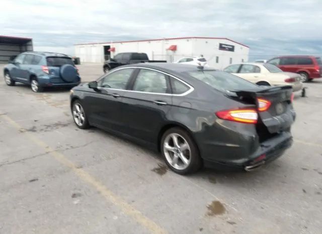 Photo 2 VIN: 3FA6P0K94GR174414 - FORD FUSION 