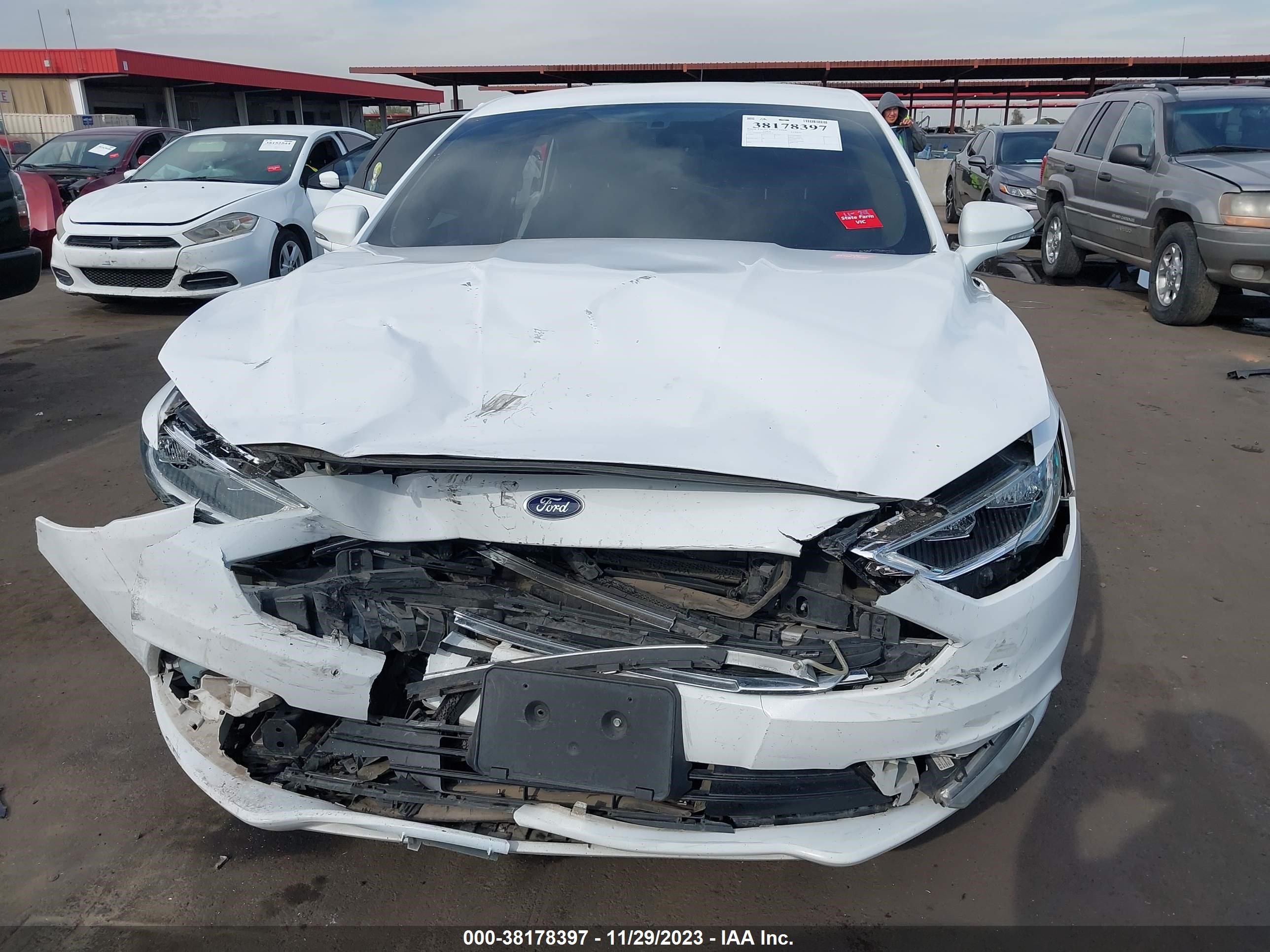 Photo 11 VIN: 3FA6P0K94HR130317 - FORD FUSION 