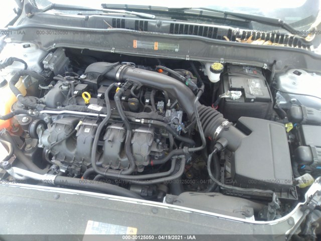 Photo 9 VIN: 3FA6P0K94KR269483 - FORD FUSION 