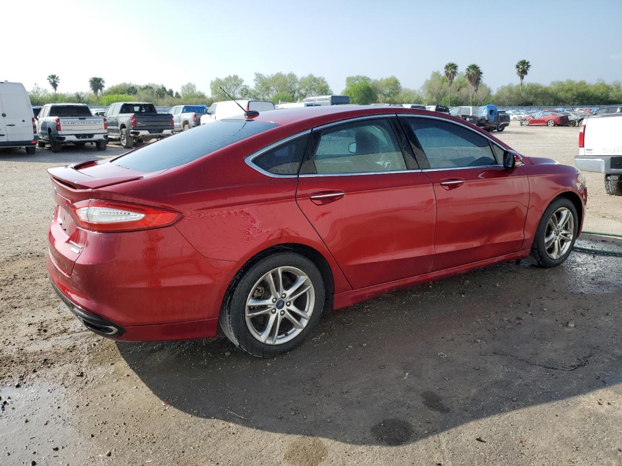 Photo 2 VIN: 3FA6P0K96GR157386 - FORD FUSION 