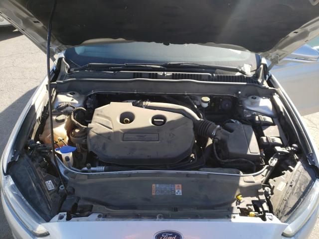 Photo 6 VIN: 3FA6P0K96GR215934 - FORD FUSION 