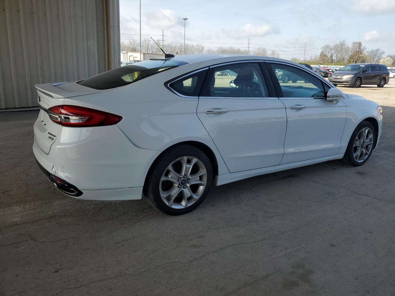 Photo 2 VIN: 3FA6P0K96HR209312 - FORD FUSION 