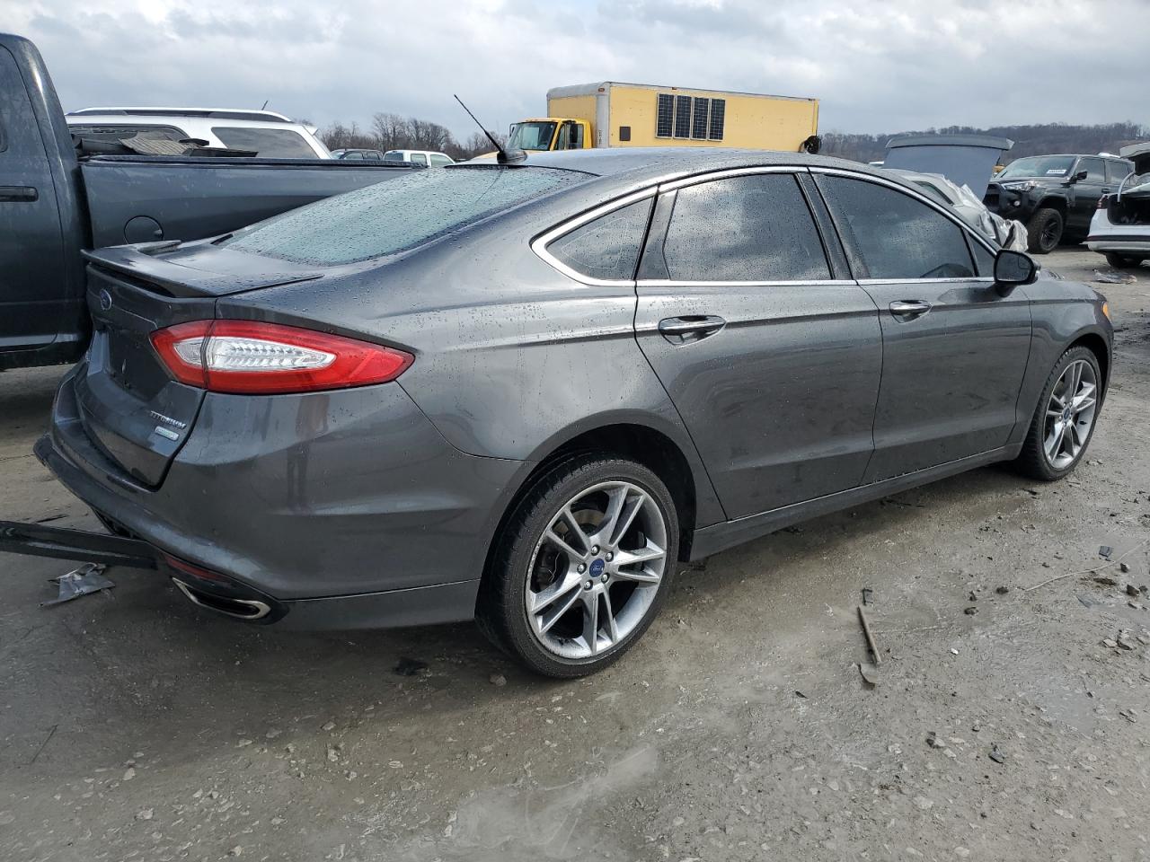 Photo 2 VIN: 3FA6P0K97GR256704 - FORD FUSION 