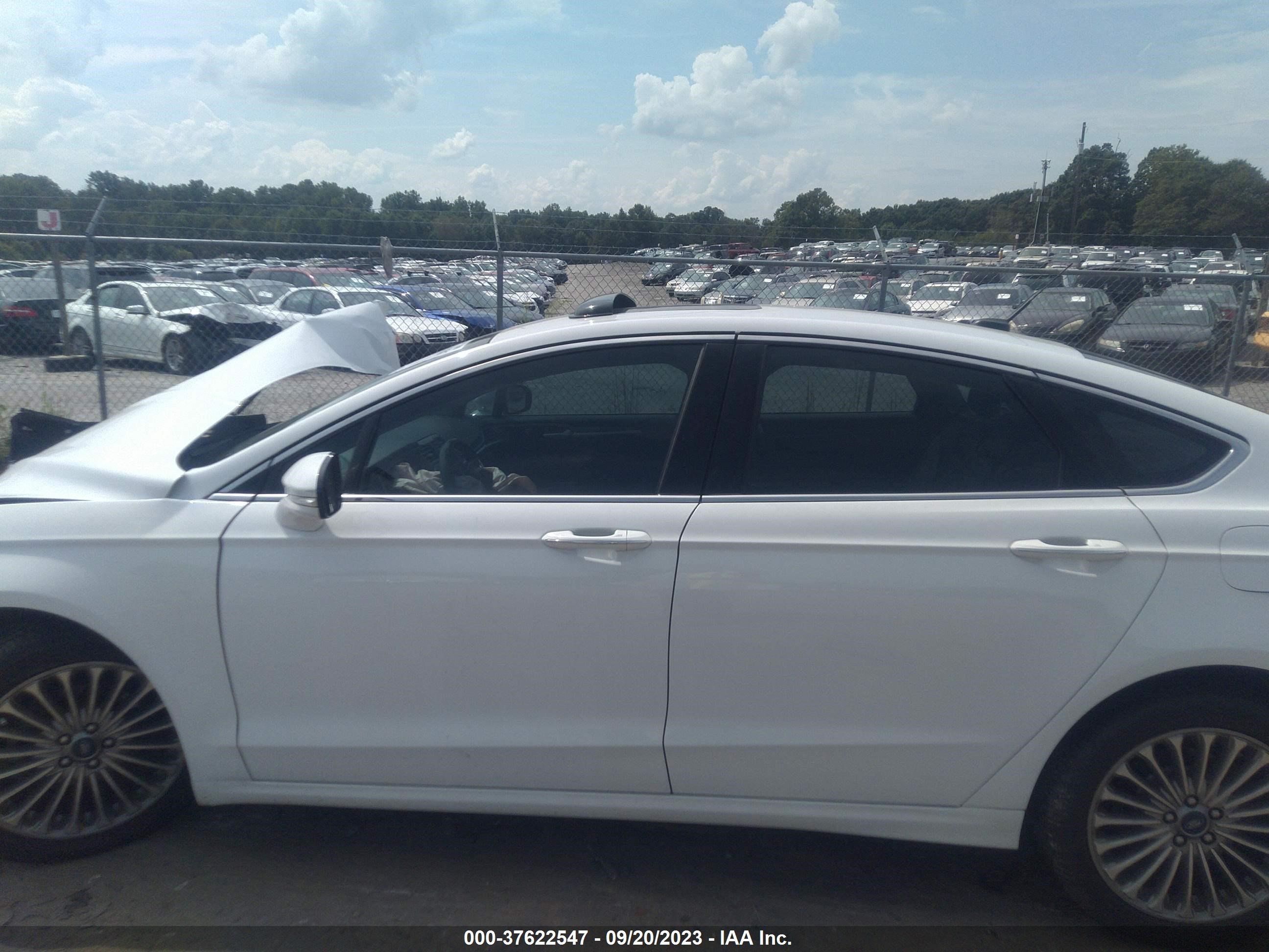 Photo 13 VIN: 3FA6P0K98DR252270 - FORD FUSION 