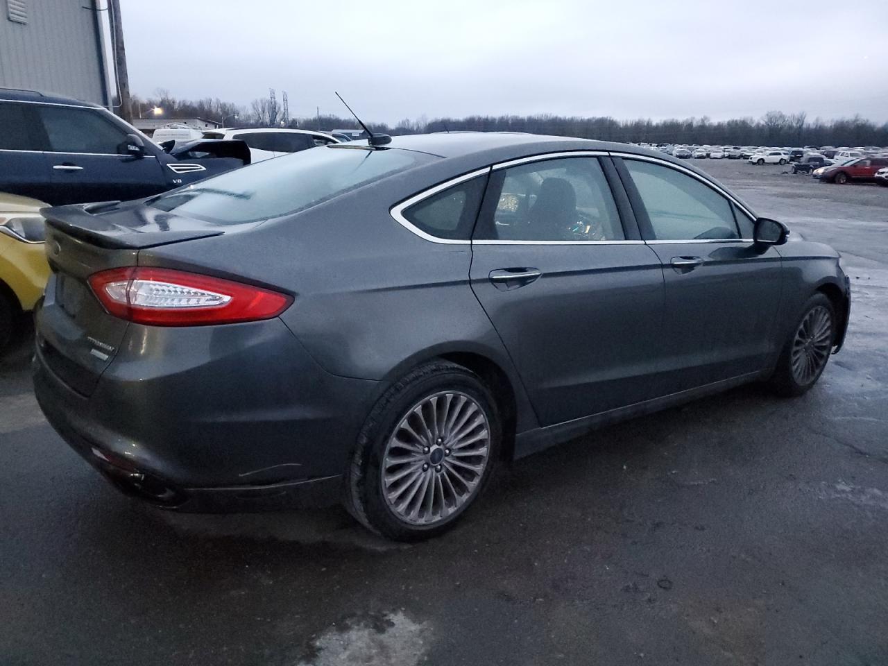 Photo 2 VIN: 3FA6P0K99GR174392 - FORD FUSION 