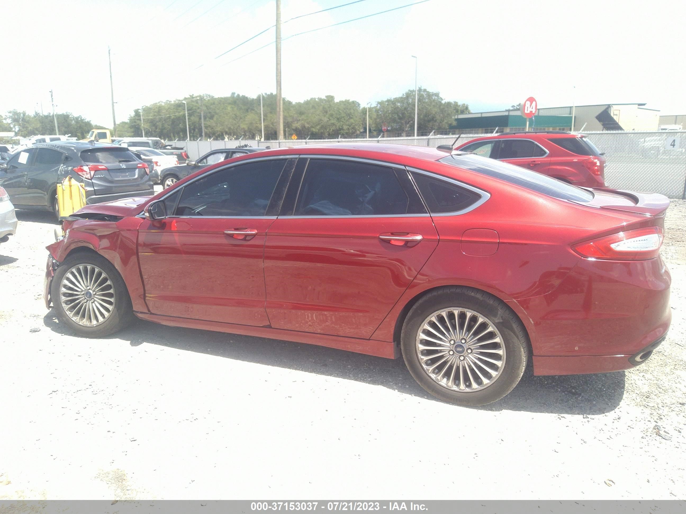 Photo 13 VIN: 3FA6P0K9XGR220120 - FORD FUSION 