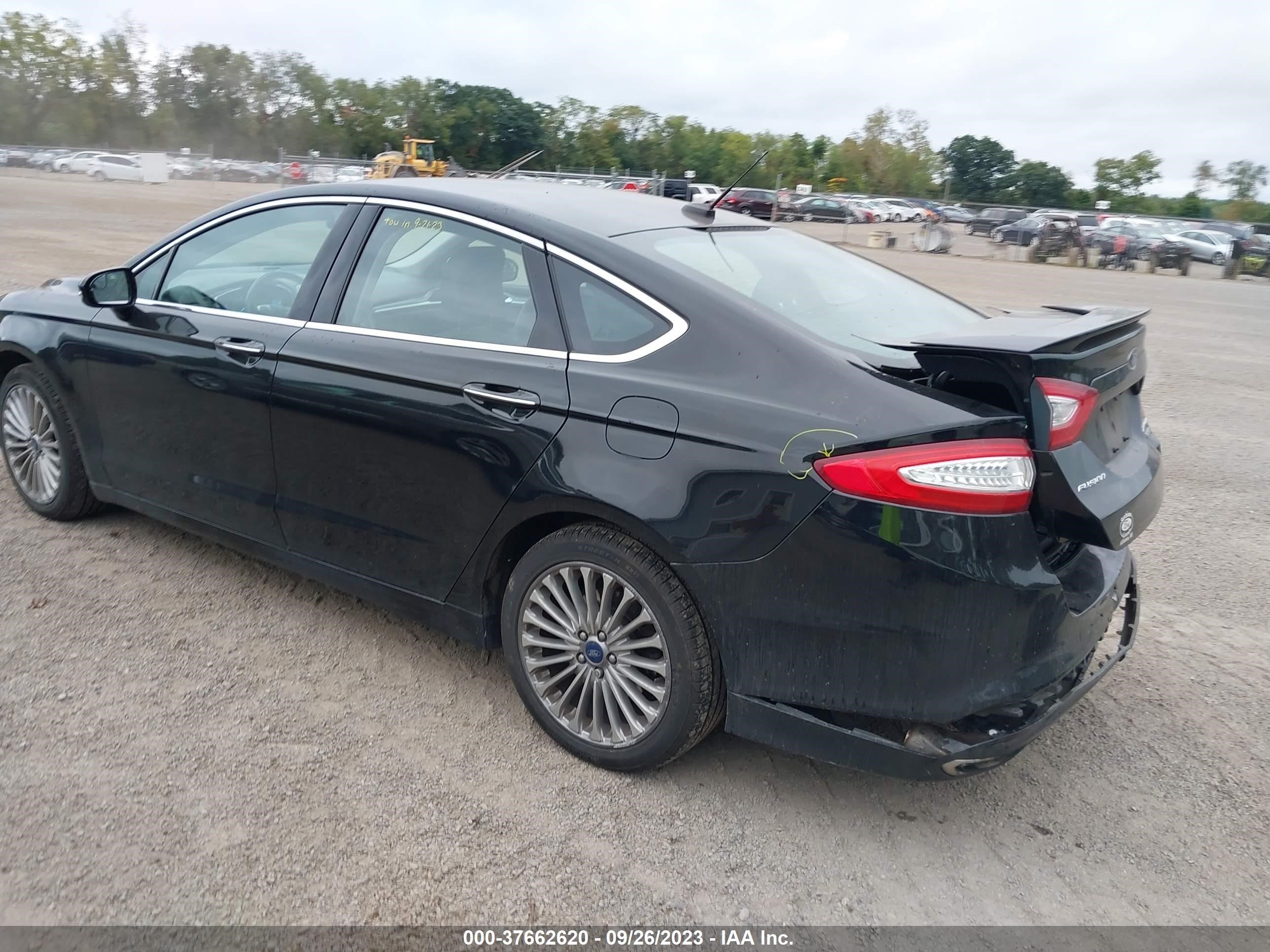 Photo 2 VIN: 3FA6P0K9XGR331461 - FORD FUSION 