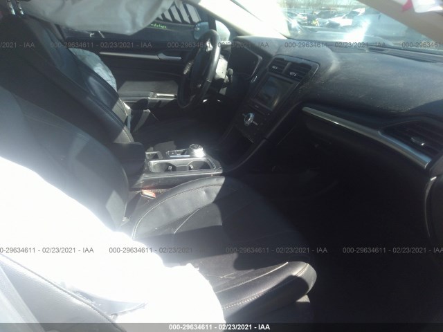 Photo 4 VIN: 3FA6P0K9XHR117961 - FORD FUSION 