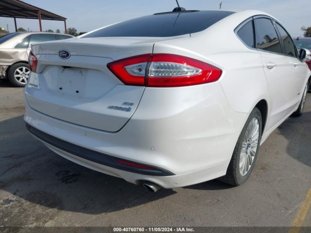 Photo 5 VIN: 3FA6P0LU0FR226512 - FORD FUSION 