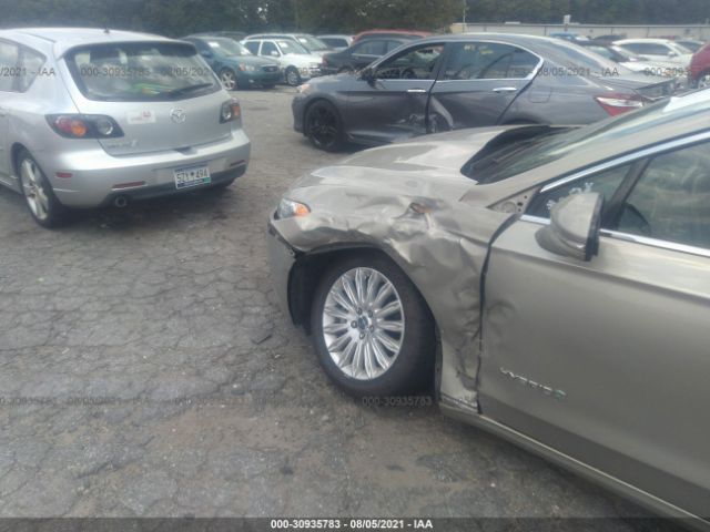 Photo 5 VIN: 3FA6P0LU0FR310636 - FORD FUSION 