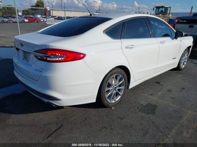 Photo 3 VIN: 3FA6P0LU0HR216386 - FORD FUSION HYBRID 