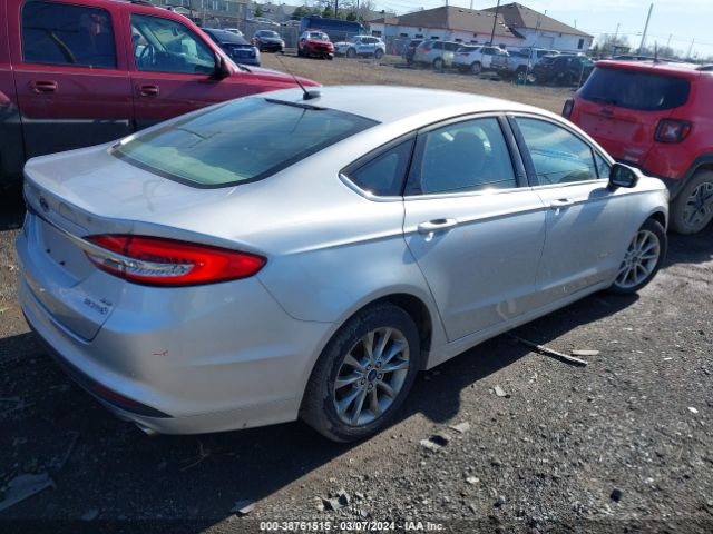 Photo 3 VIN: 3FA6P0LU0HR279813 - FORD FUSION 