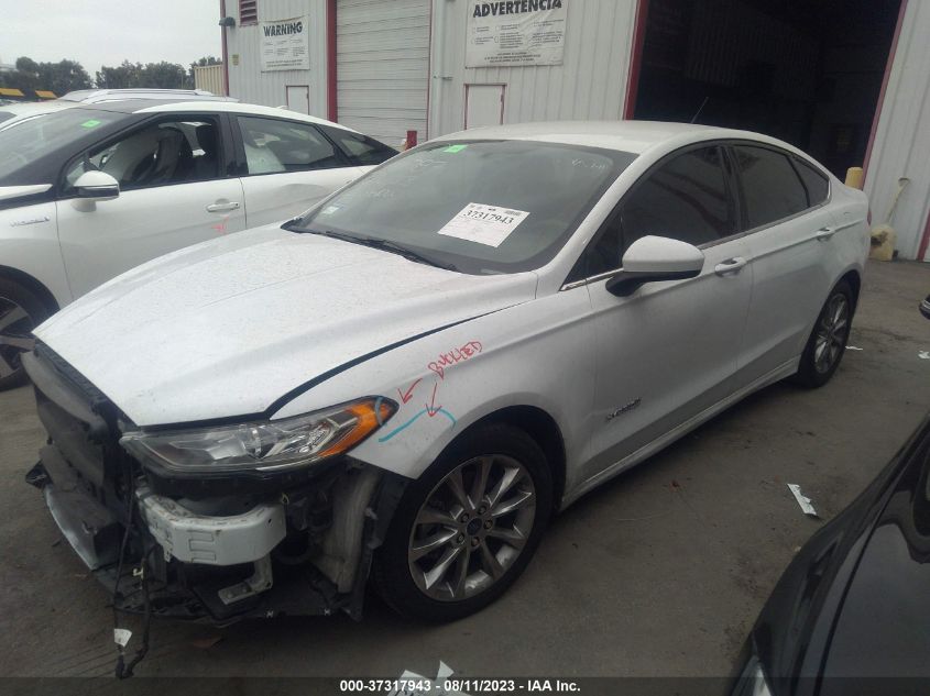 Photo 1 VIN: 3FA6P0LU0HR344658 - FORD FUSION 