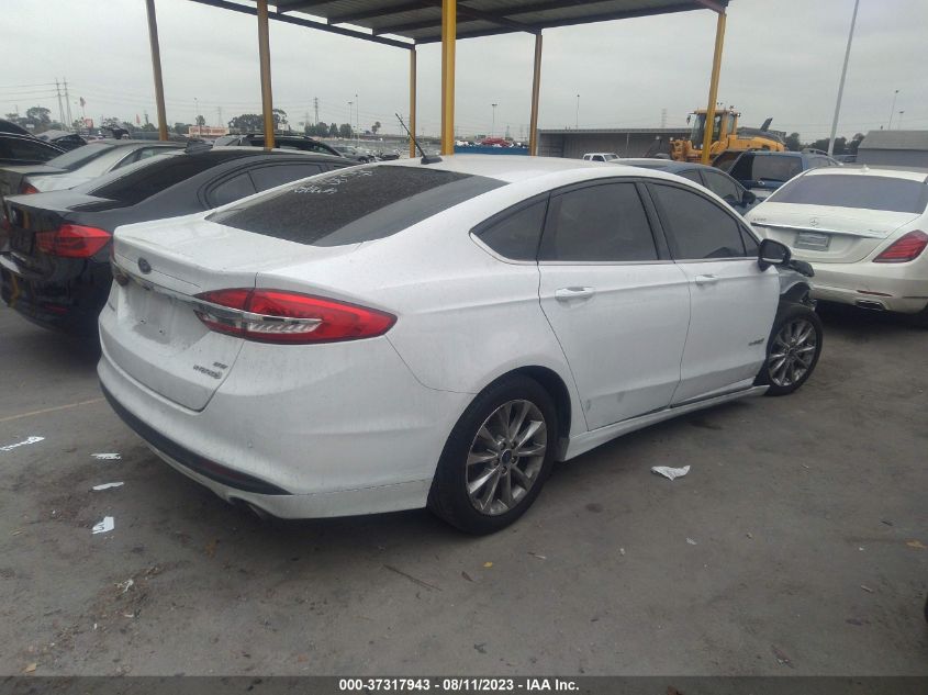 Photo 3 VIN: 3FA6P0LU0HR344658 - FORD FUSION 