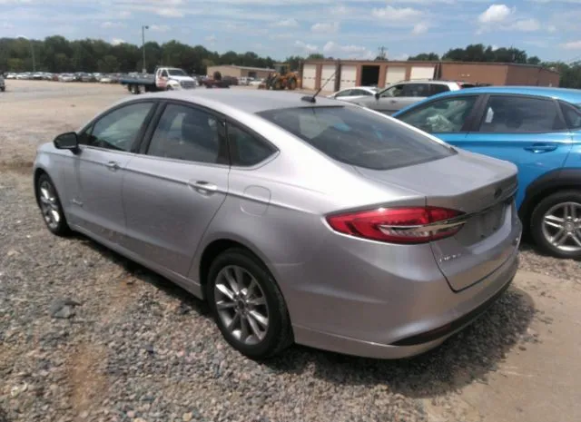 Photo 2 VIN: 3FA6P0LU0HR381435 - FORD FUSION 