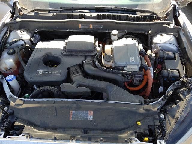 Photo 6 VIN: 3FA6P0LU0JR128489 - FORD FUSION SE 