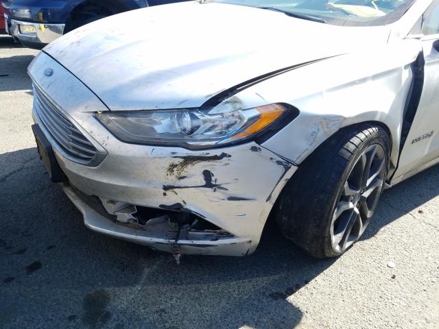 Photo 8 VIN: 3FA6P0LU0JR128489 - FORD FUSION SE 