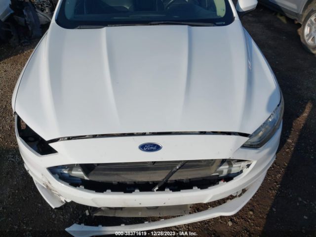 Photo 9 VIN: 3FA6P0LU0JR225904 - FORD FUSION HYBRID 