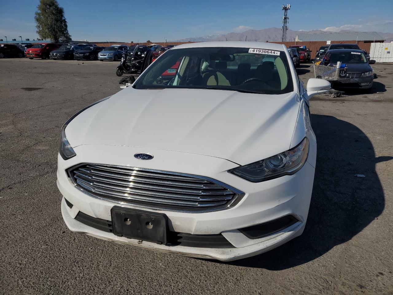 Photo 4 VIN: 3FA6P0LU0JR234618 - FORD FUSION 