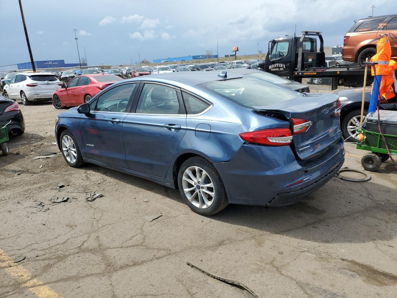 Photo 1 VIN: 3FA6P0LU0KR102928 - FORD FUSION 