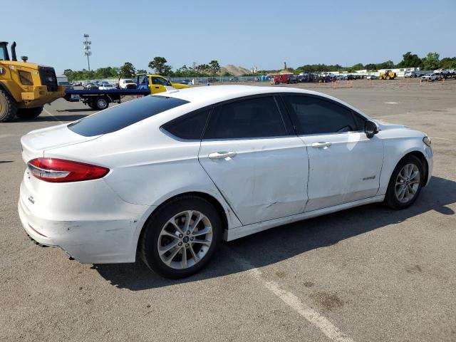 Photo 2 VIN: 3FA6P0LU0KR130681 - FORD FUSION SE 