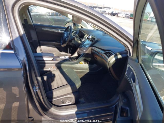 Photo 4 VIN: 3FA6P0LU0KR157282 - FORD FUSION HYBRID 