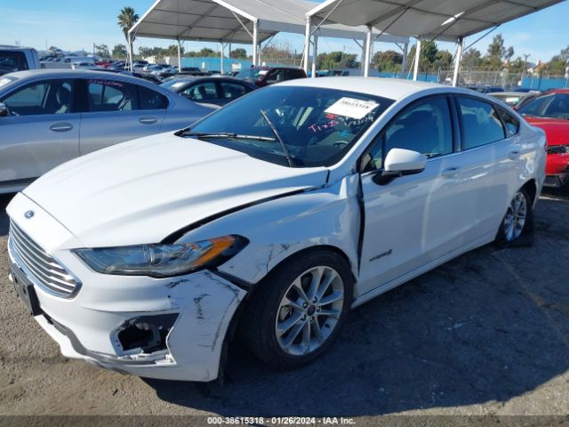 Photo 1 VIN: 3FA6P0LU0KR177418 - FORD FUSION HYBRID 