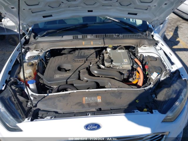 Photo 9 VIN: 3FA6P0LU0KR177418 - FORD FUSION HYBRID 