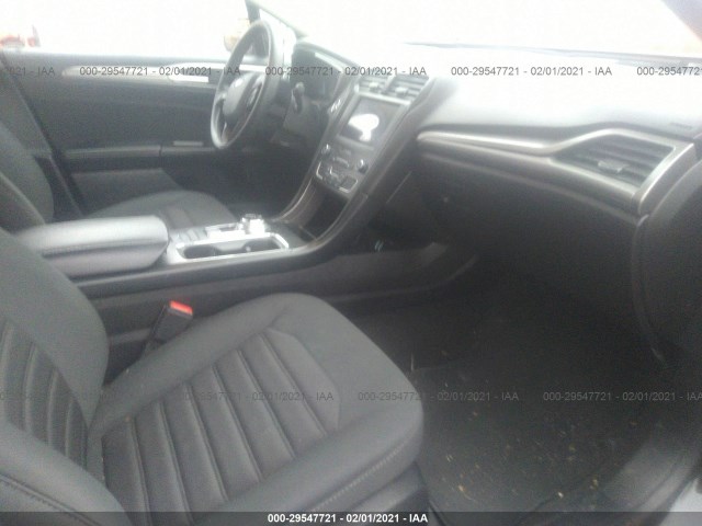 Photo 4 VIN: 3FA6P0LU0KR182232 - FORD FUSION 